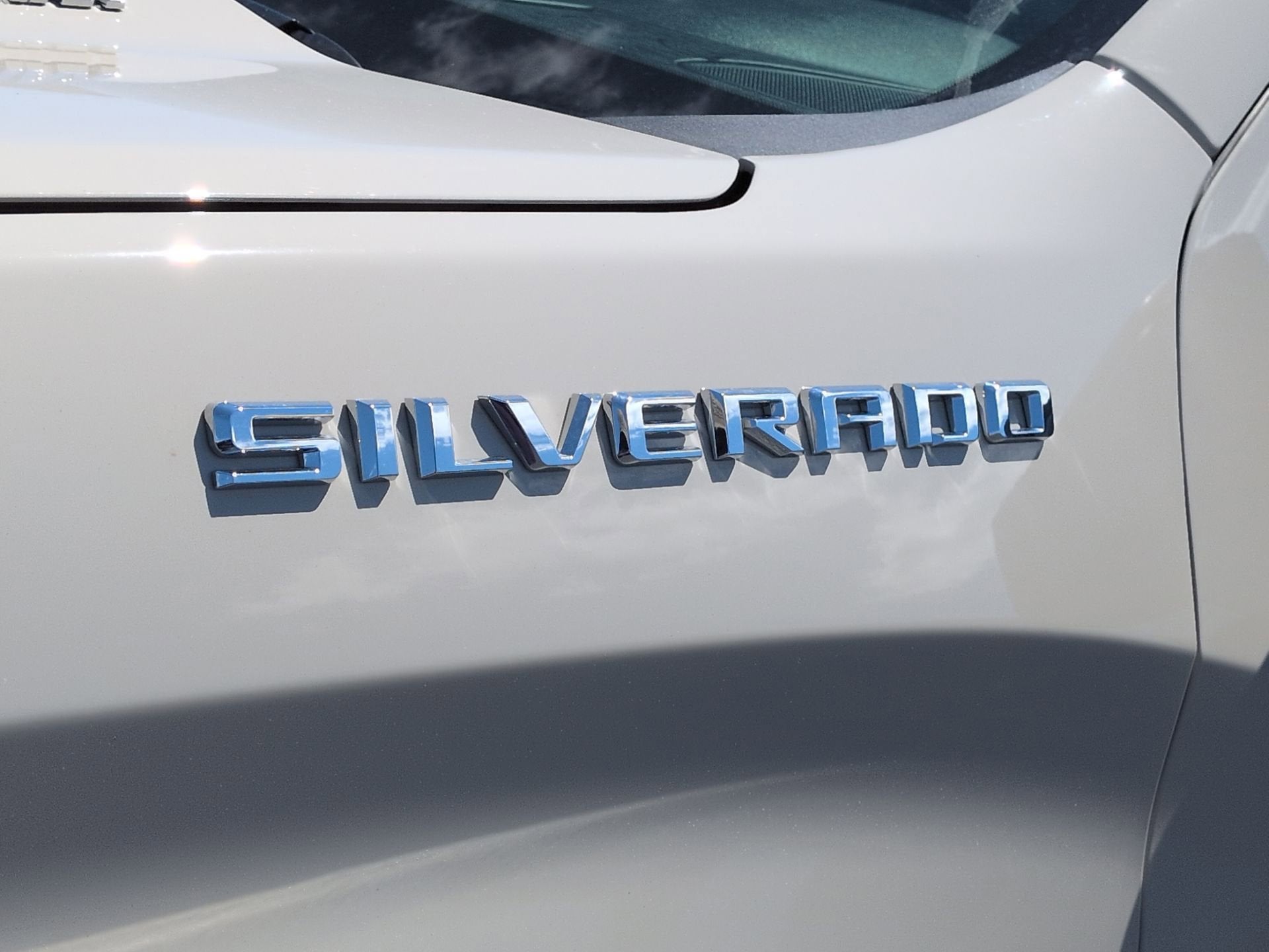 2026 Chevrolet Silverado 1500 Custom Crew Cab Short Box 4WD