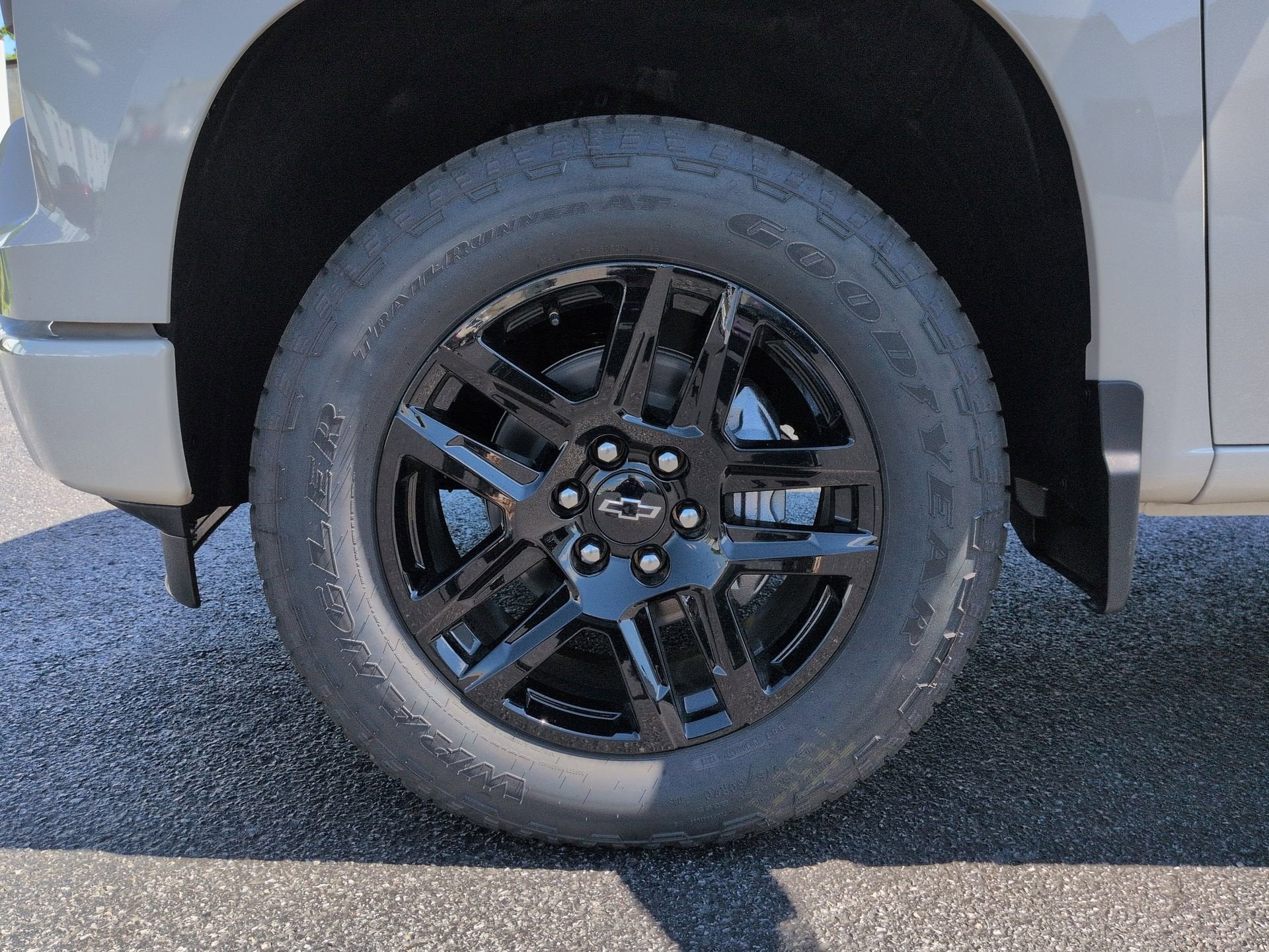 2026 Chevrolet Silverado 1500 Custom Crew Cab Short Box 4WD