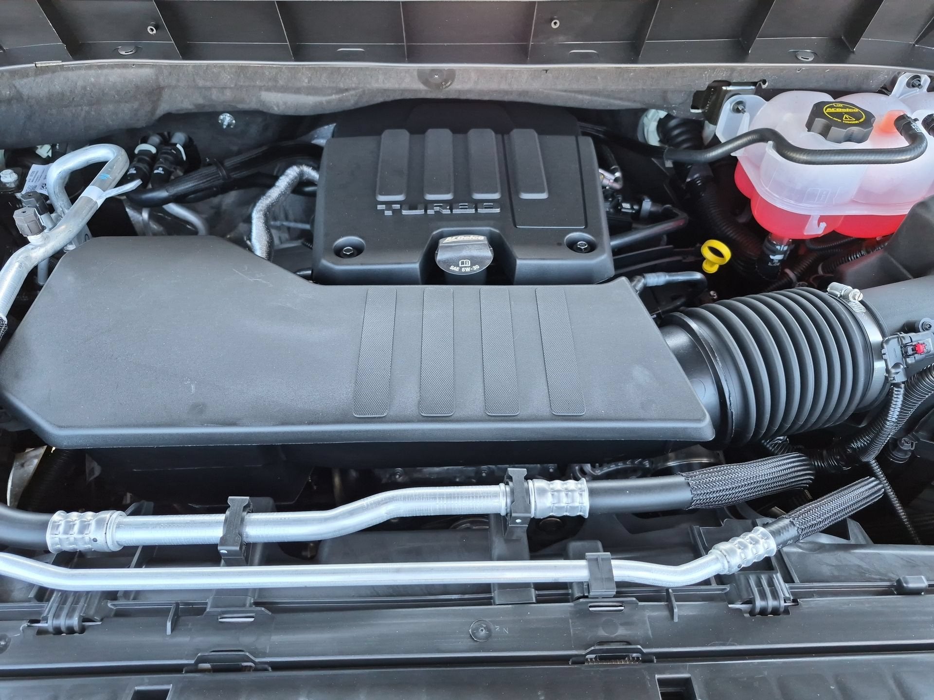 2026 Chevrolet Silverado 1500 Custom Crew Cab Standard Box 4WD
