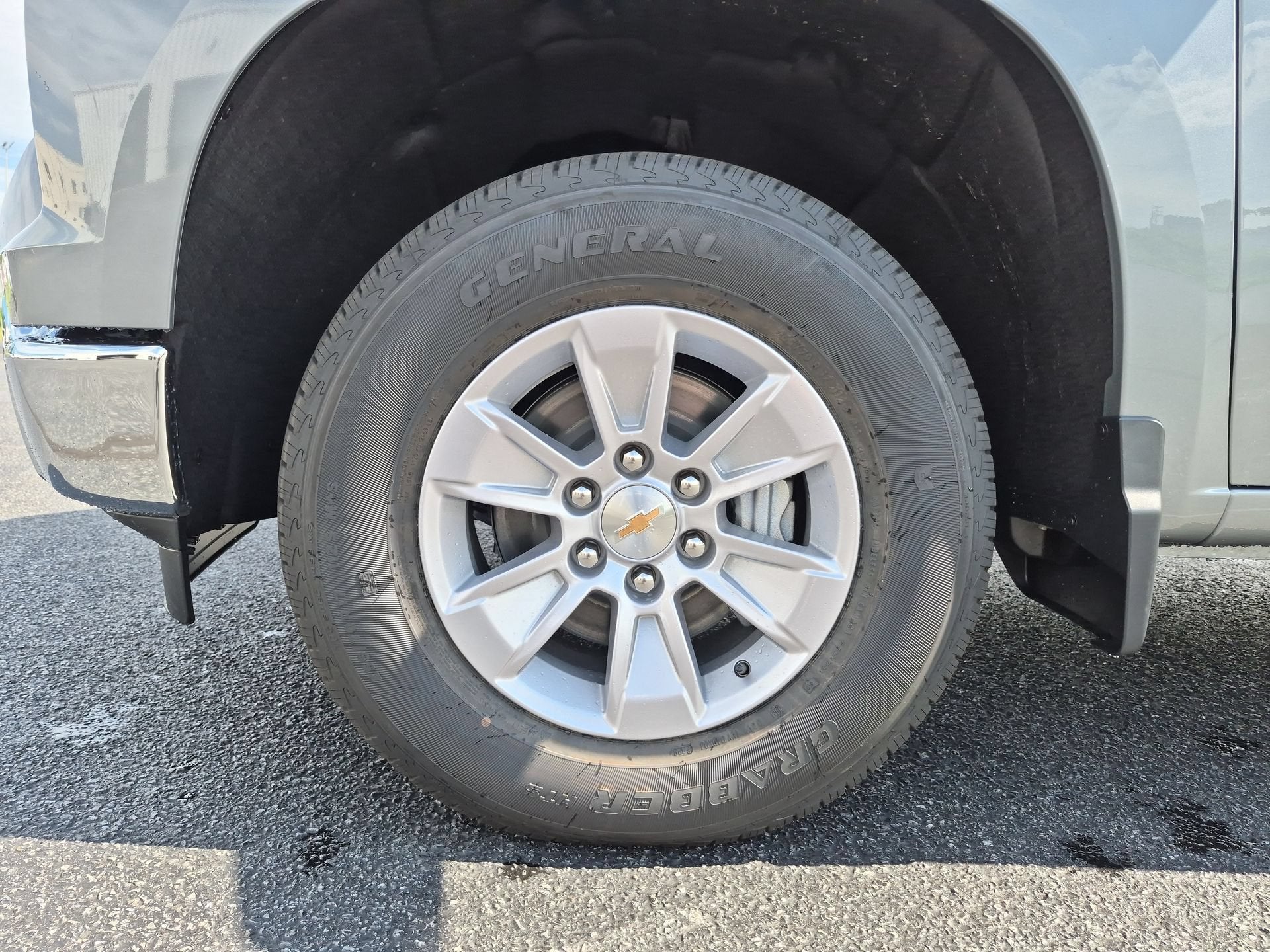 2026 Chevrolet Silverado 1500 LT Crew Cab Short Box 4WD