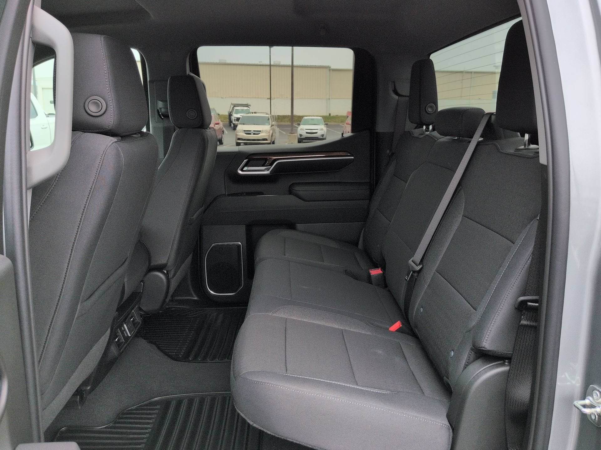 2026 Chevrolet Silverado 1500 LT (2FL) Crew Cab Short Box 4WD