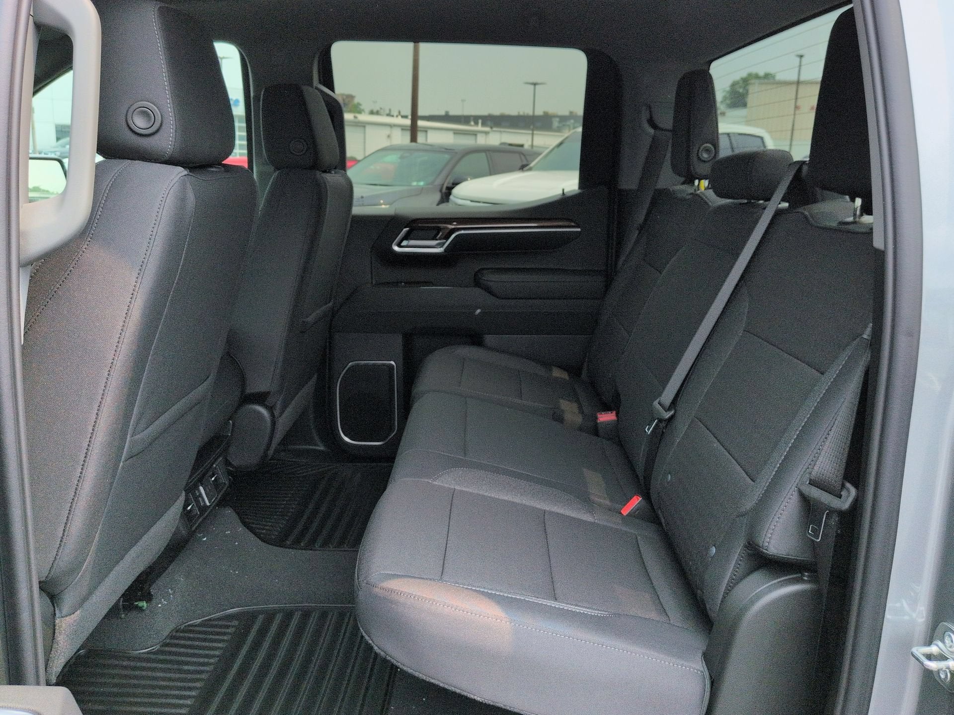 2026 Chevrolet Silverado 1500 LT (2FL) Crew Cab Short Box 4WD