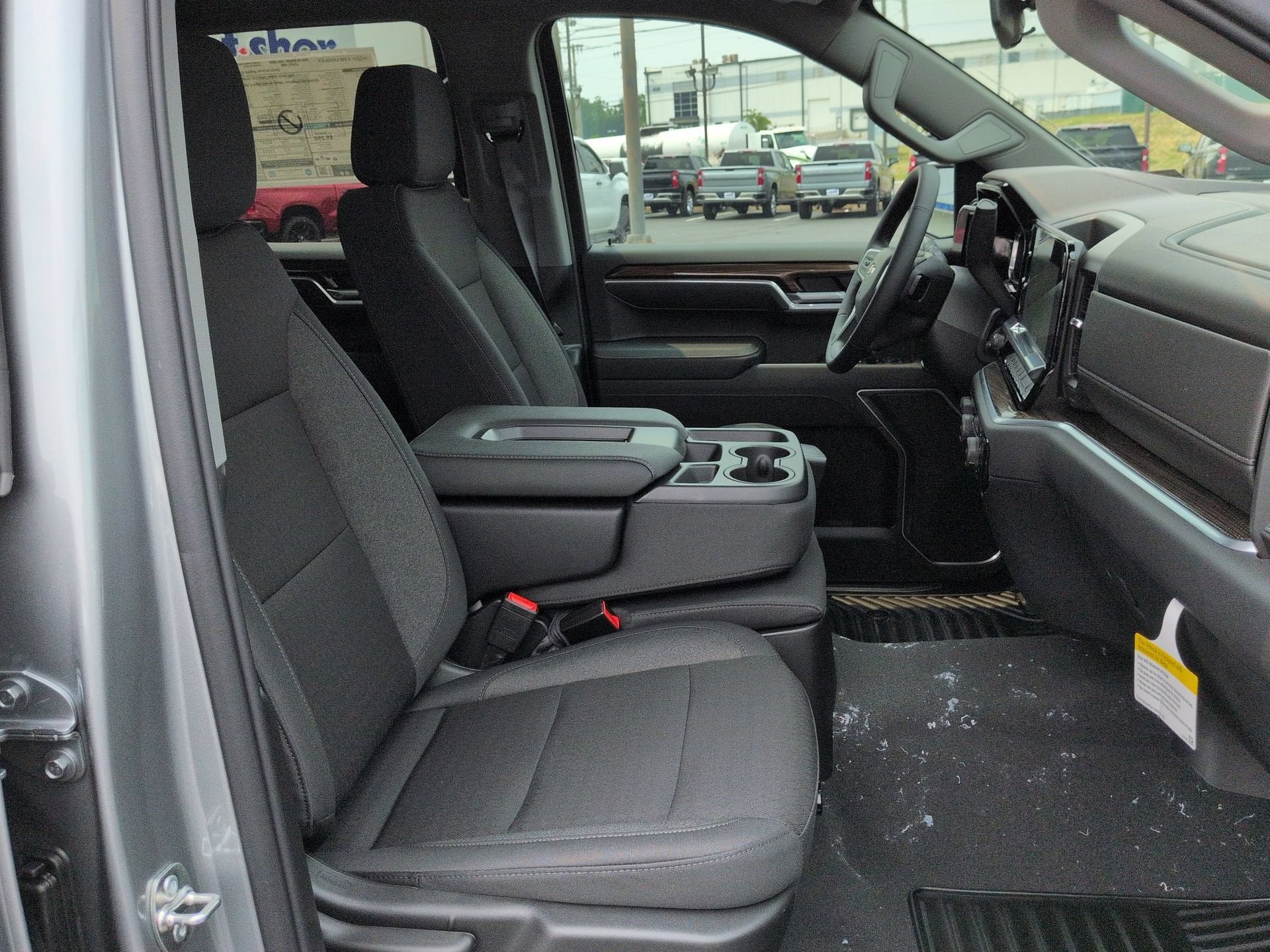 2026 Chevrolet Silverado 1500 LT (2FL) Crew Cab Short Box 4WD