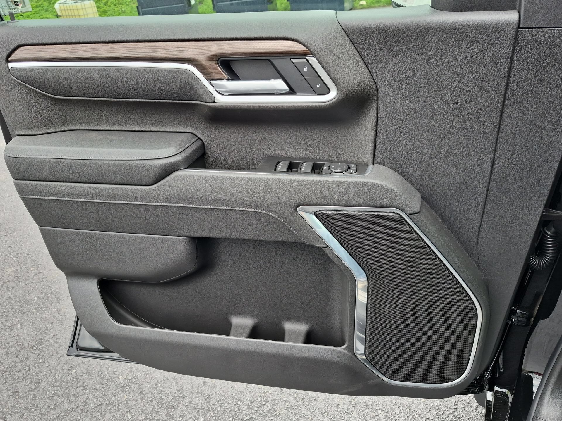 2026 Chevrolet Silverado 1500 LT (2FL) Crew Cab Short Box 4WD