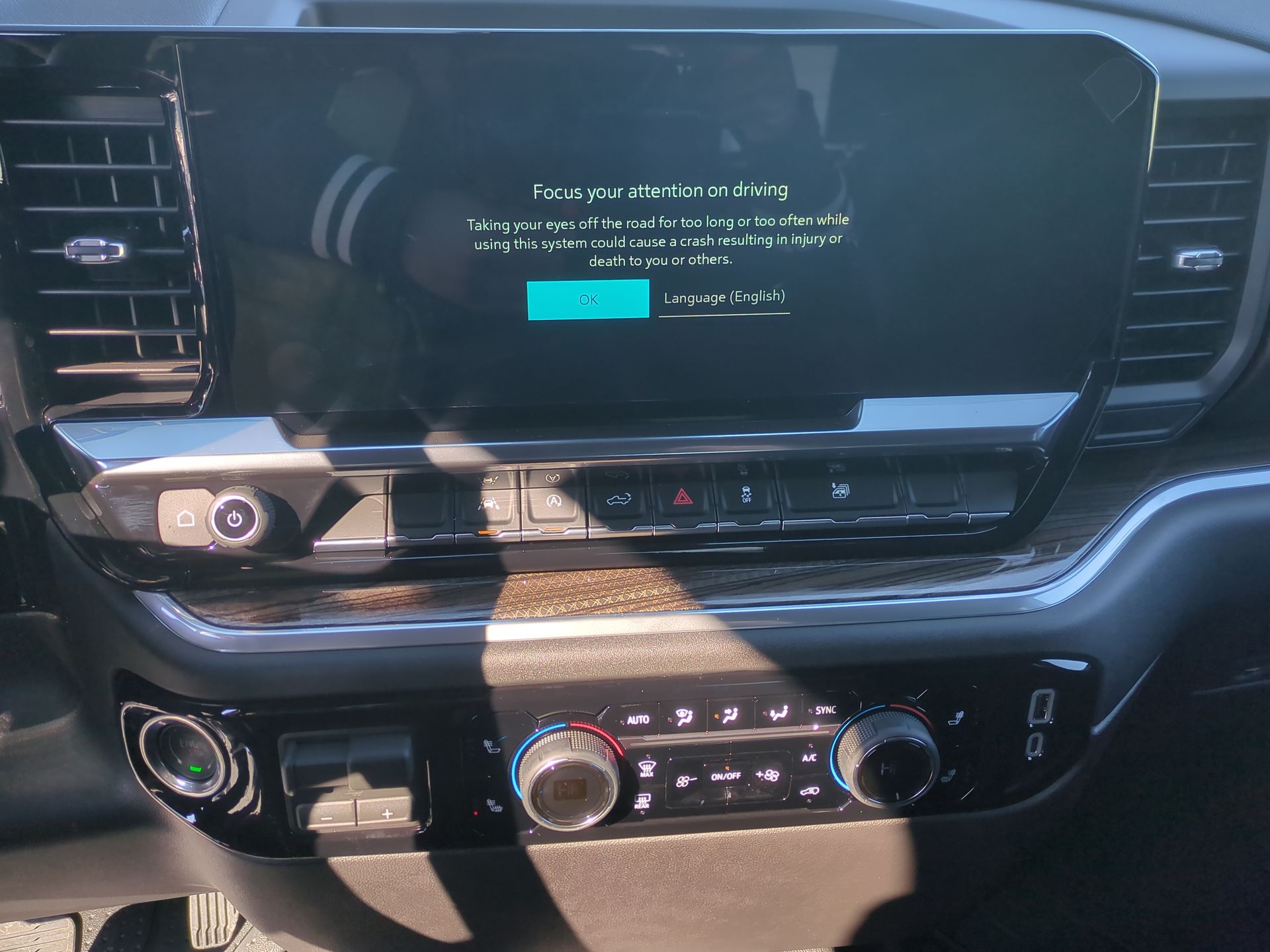 2026 Chevrolet Silverado 1500 RST Crew Cab Short Box 4WD