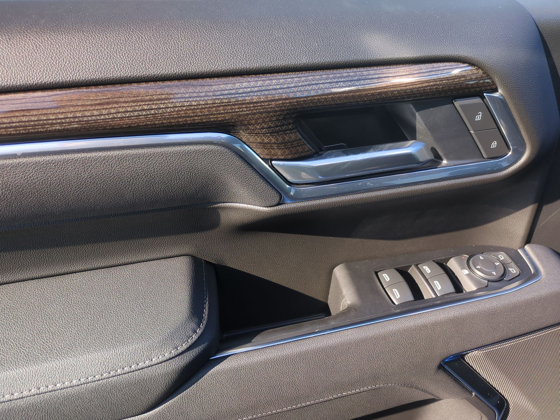 2026 Chevrolet Silverado 1500 RST Crew Cab Short Box 4WD