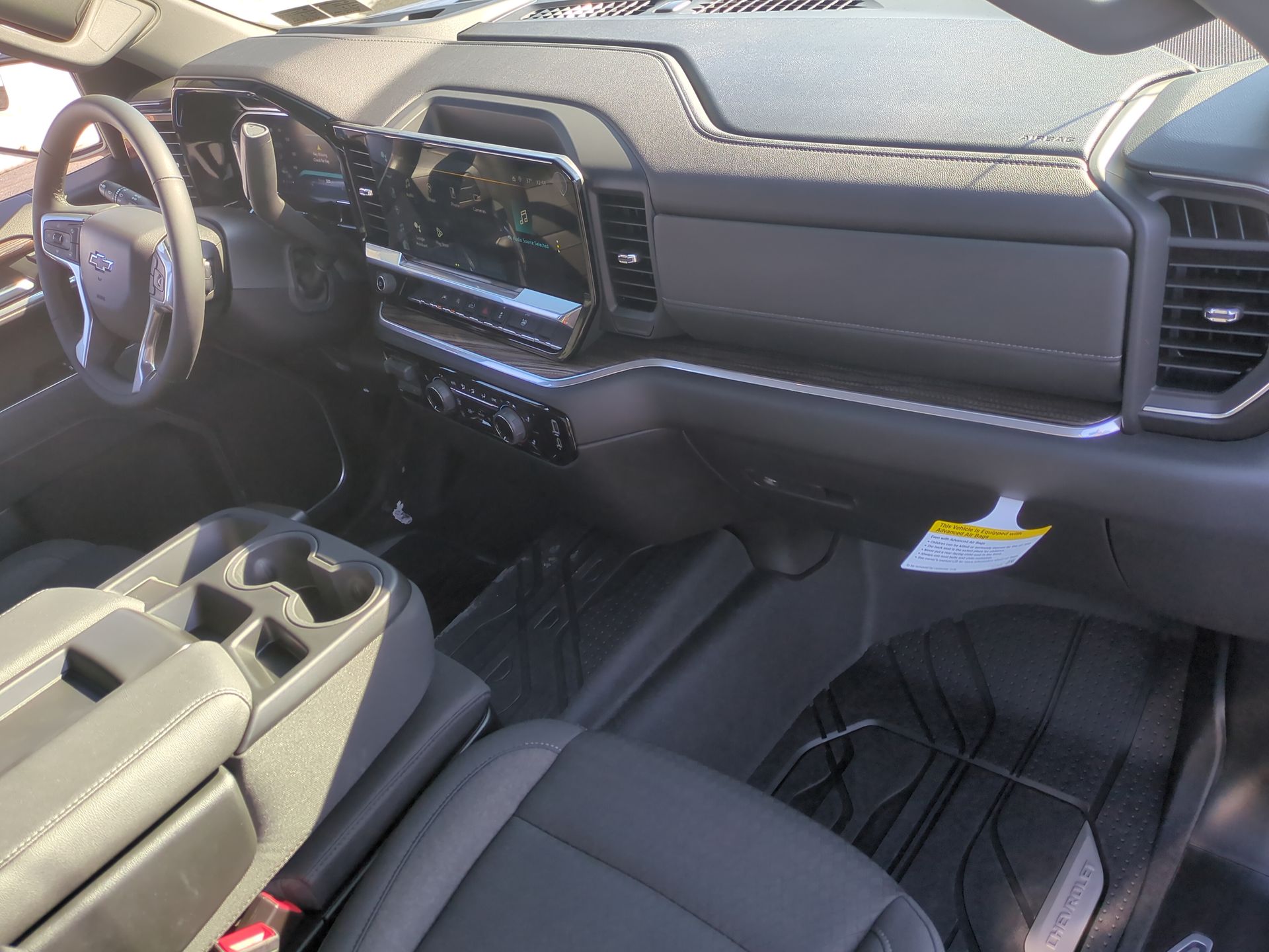 2026 Chevrolet Silverado 1500 RST Crew Cab Short Box 4WD