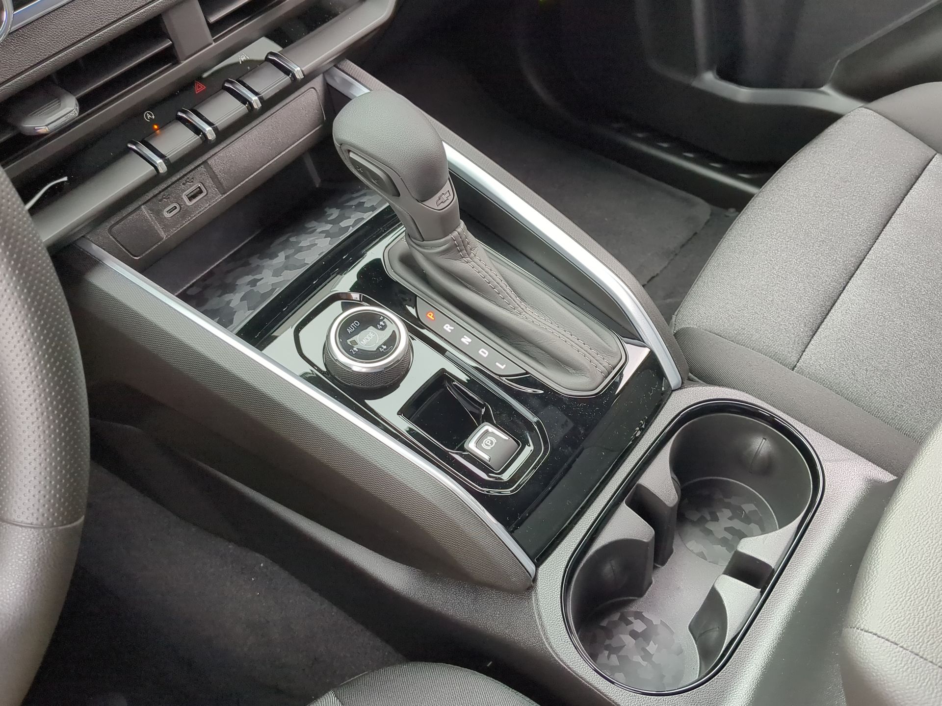 2026 Chevrolet Colorado Trail Boss Crew Cab Short Box 4WD