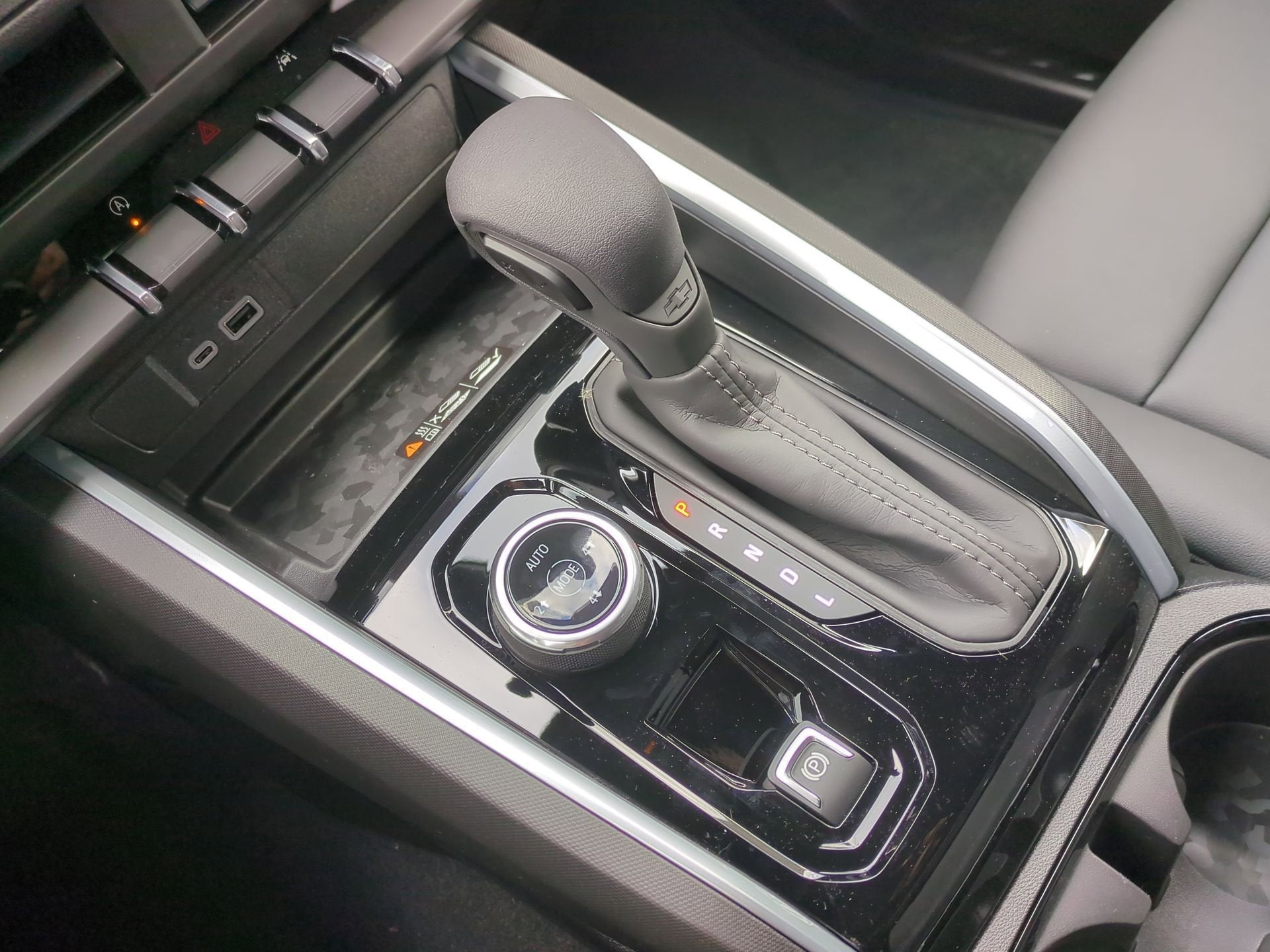 2026 Chevrolet Colorado Trail Boss Crew Cab Short Box 4WD