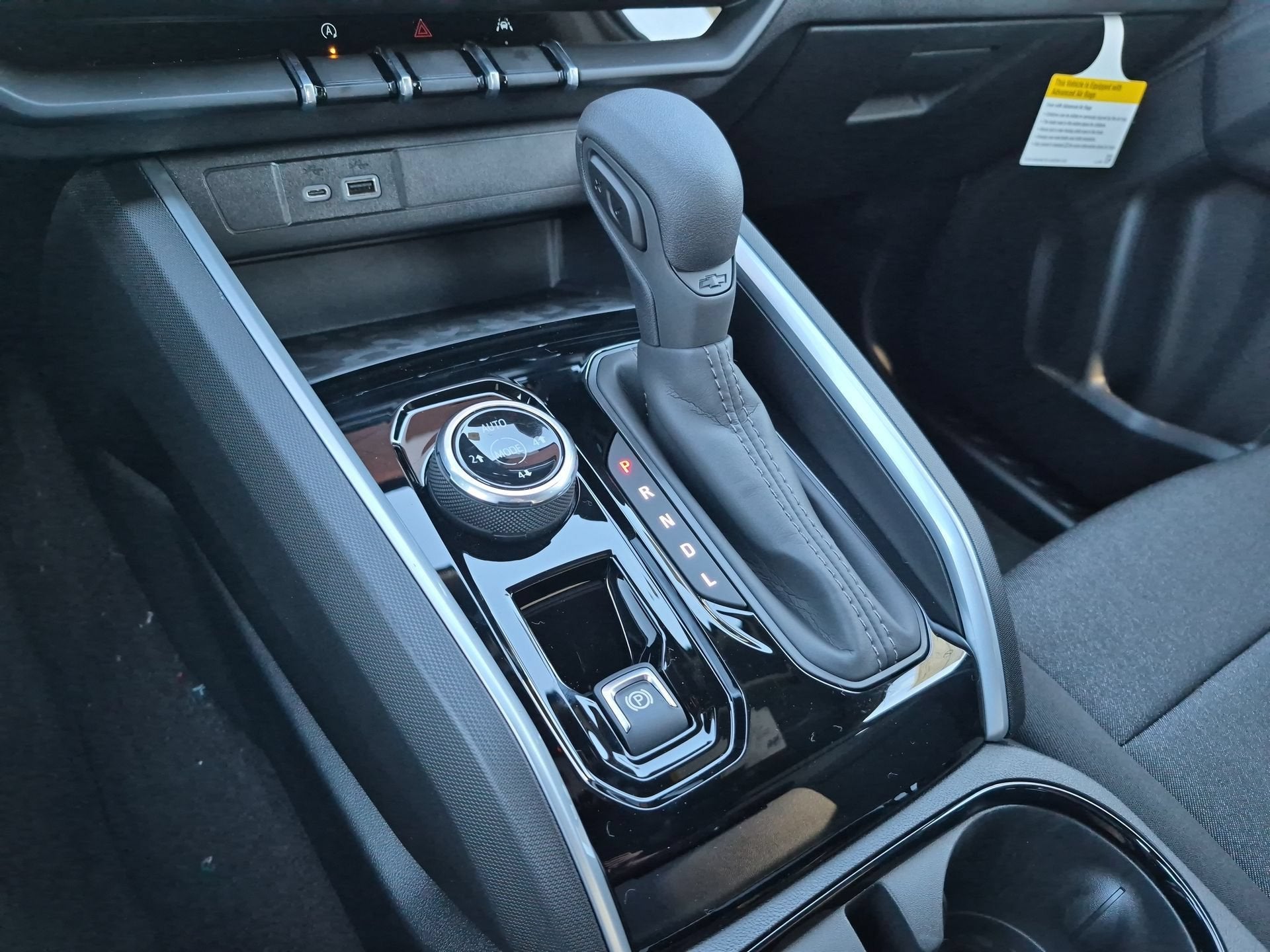 2026 Chevrolet Colorado Trail Boss Crew Cab Short Box 4WD