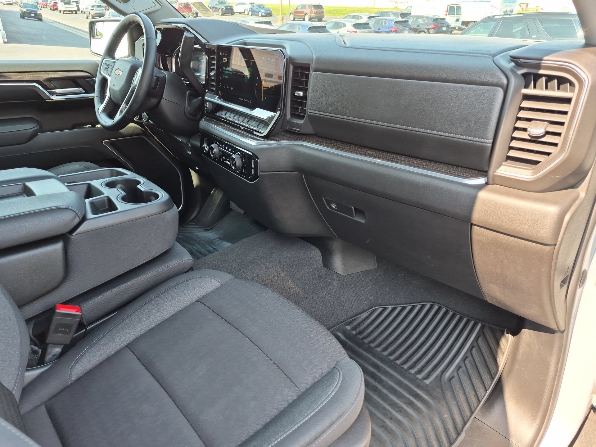 2024 Chevrolet Silverado 1500 LT - Photo 29