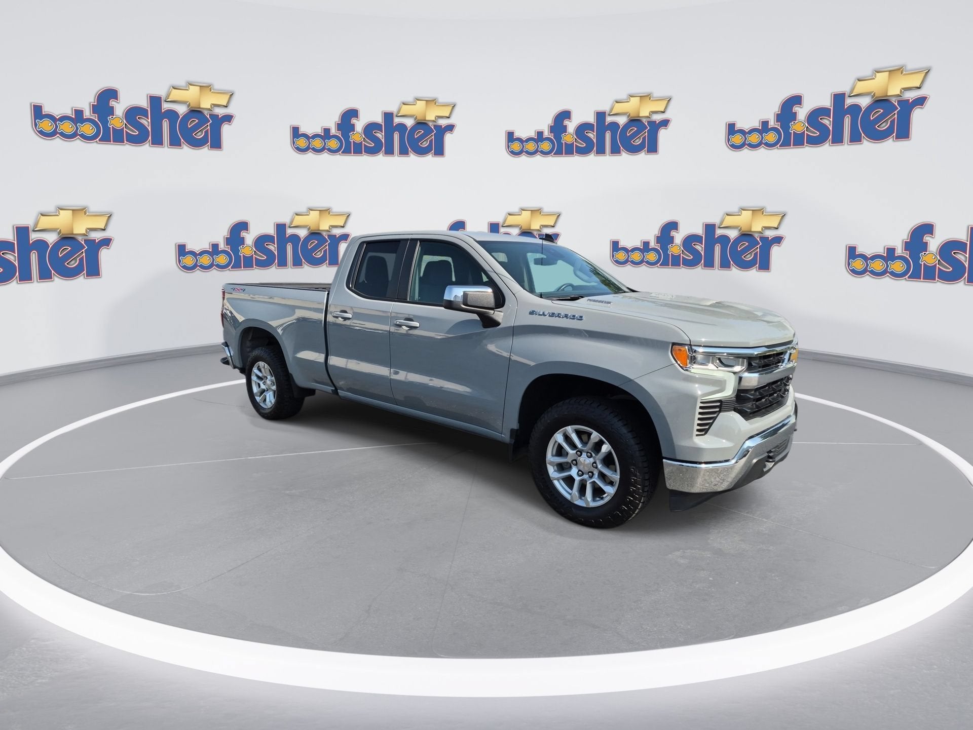 2024 Chevrolet Silverado 1500 LT - Photo 3