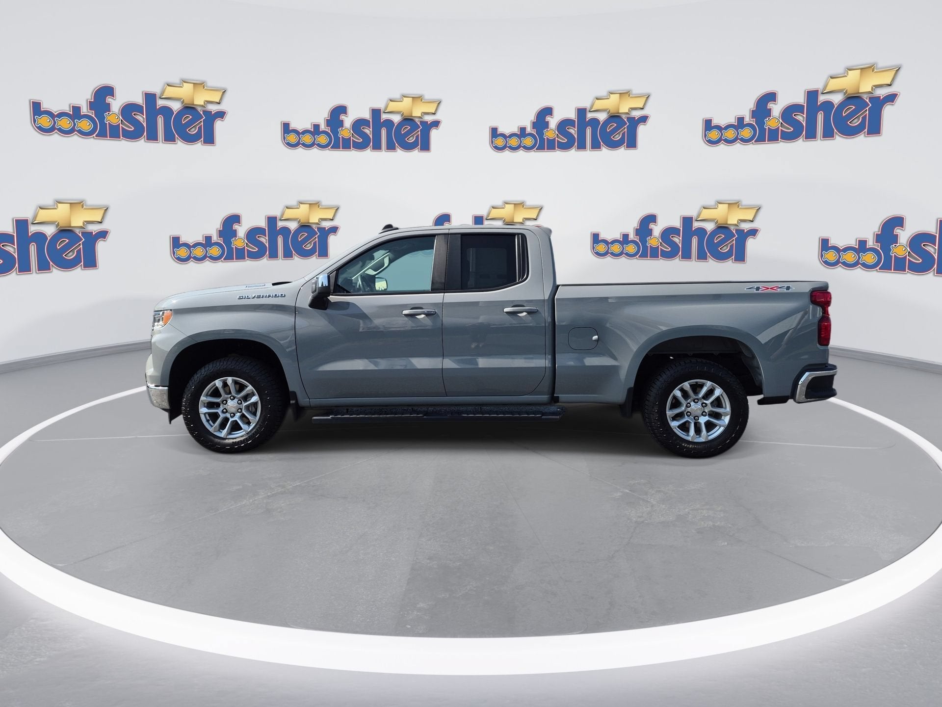2024 Chevrolet Silverado 1500 LT - Photo 5