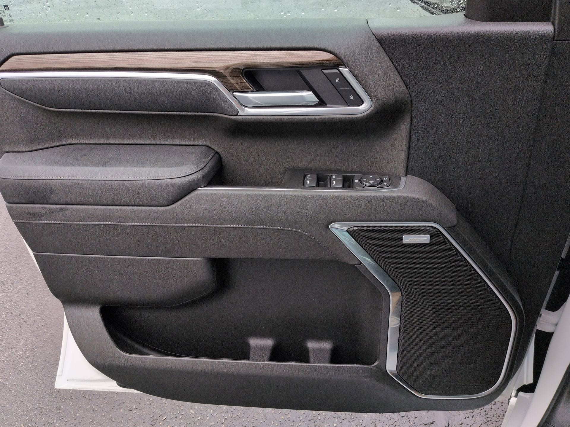 2026 Chevrolet Silverado 1500 RST Crew Cab Short Box 4WD