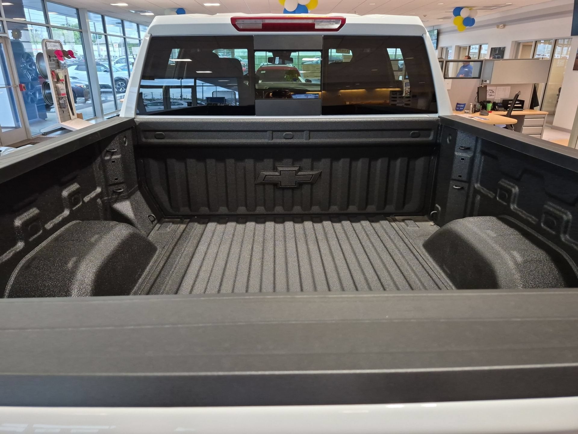 2026 Chevrolet Silverado 1500 RST Crew Cab Short Box 4WD
