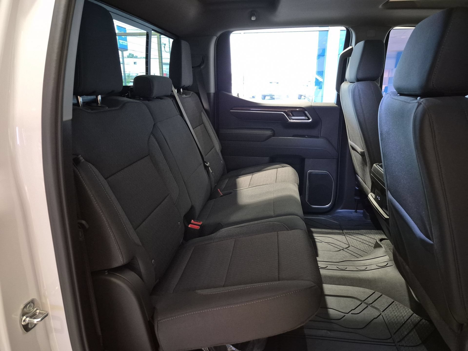 2026 Chevrolet Silverado 1500 RST Crew Cab Short Box 4WD