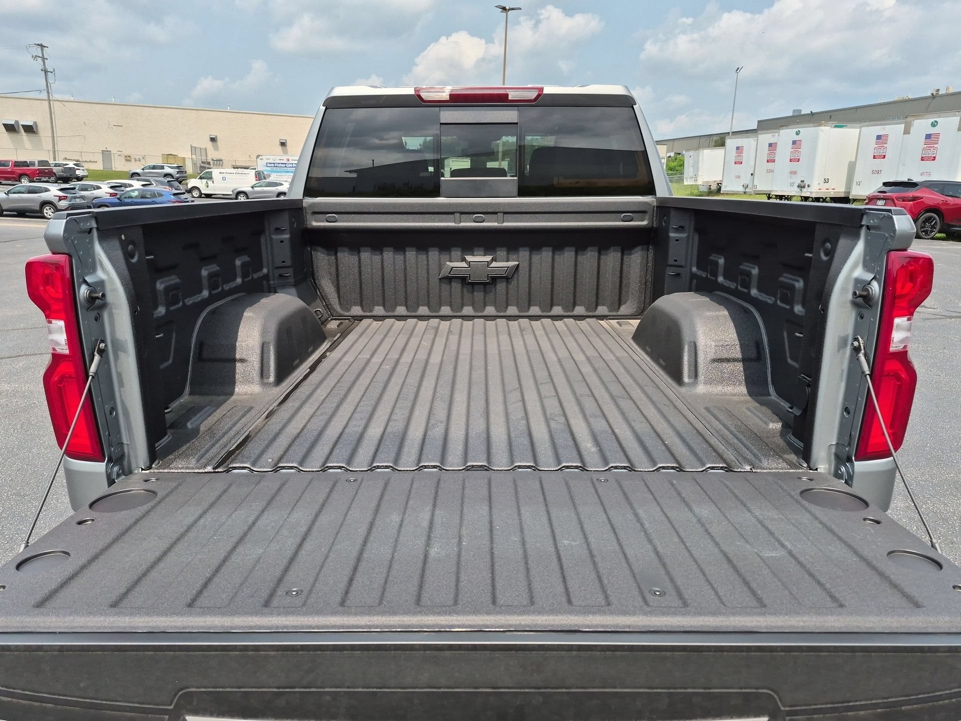2026 Chevrolet Silverado 1500 RST Crew Cab Short Box 4WD