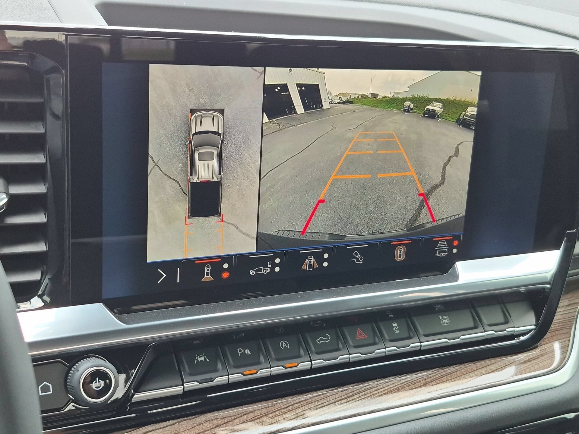 2026 Chevrolet Silverado 1500 RST Crew Cab Short Box 4WD