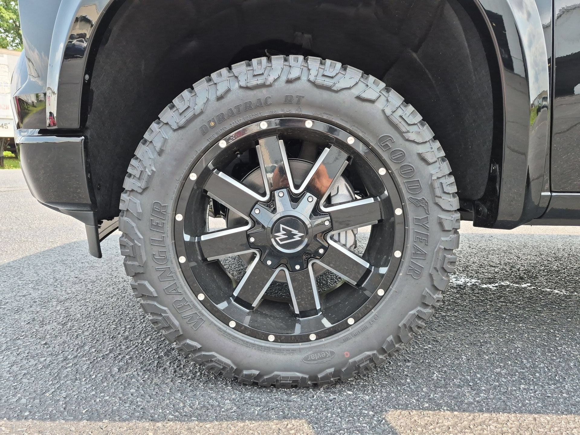 2026 Chevrolet Silverado 1500 RST Crew Cab Short Box 4WD