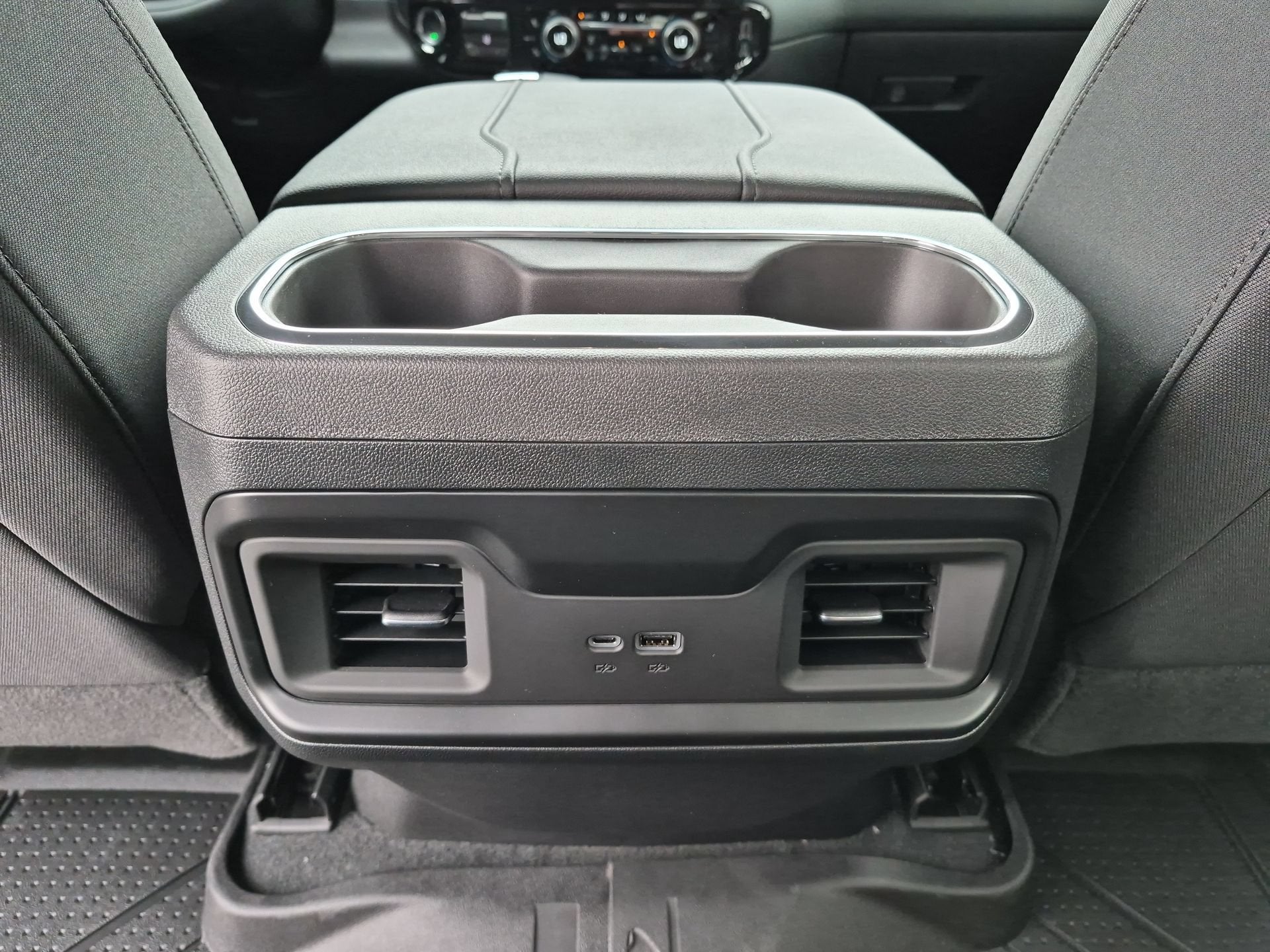 2026 Chevrolet Silverado 1500 RST Crew Cab Short Box 4WD