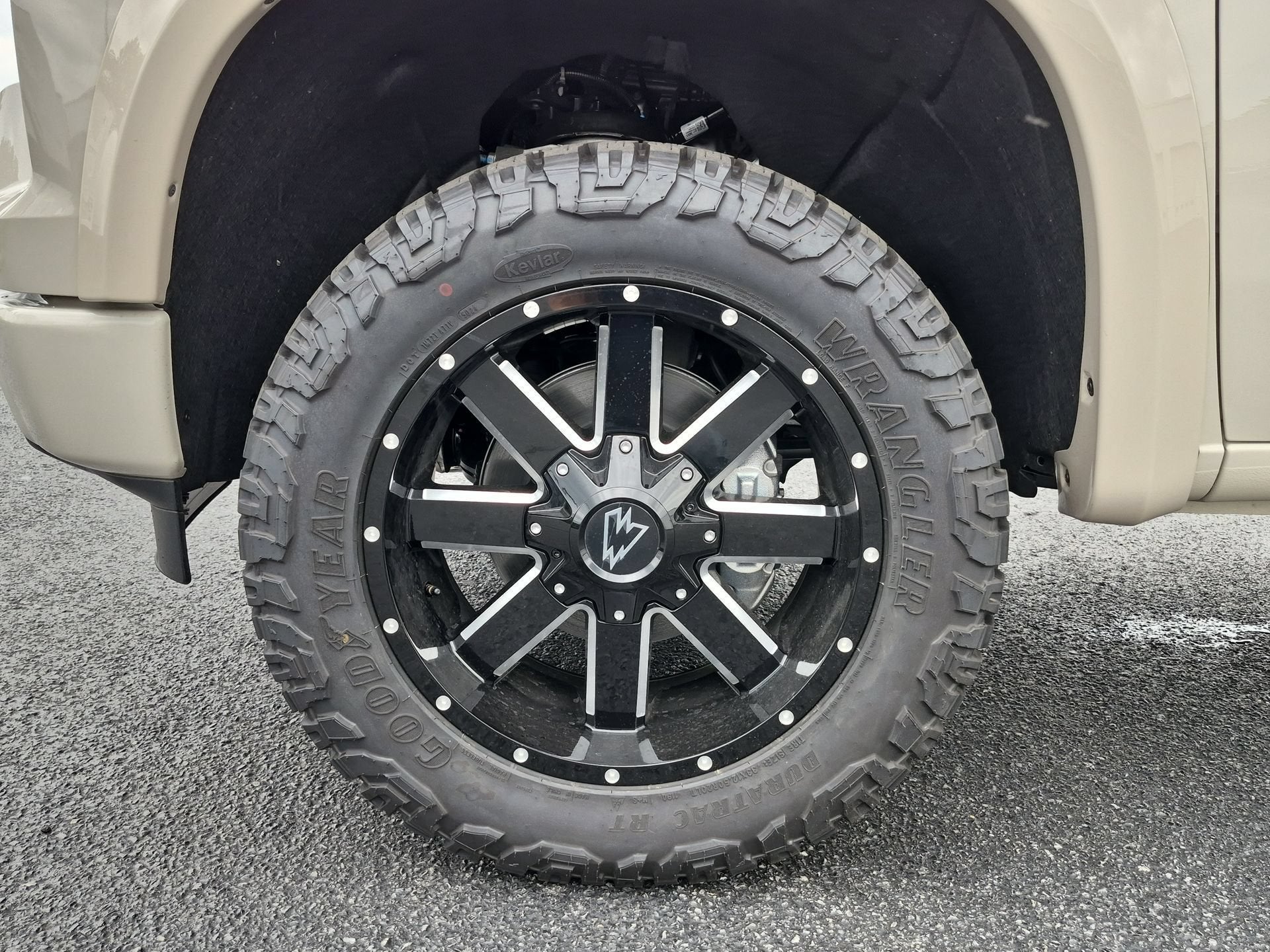 2026 Chevrolet Silverado 1500 RST Crew Cab Short Box 4WD