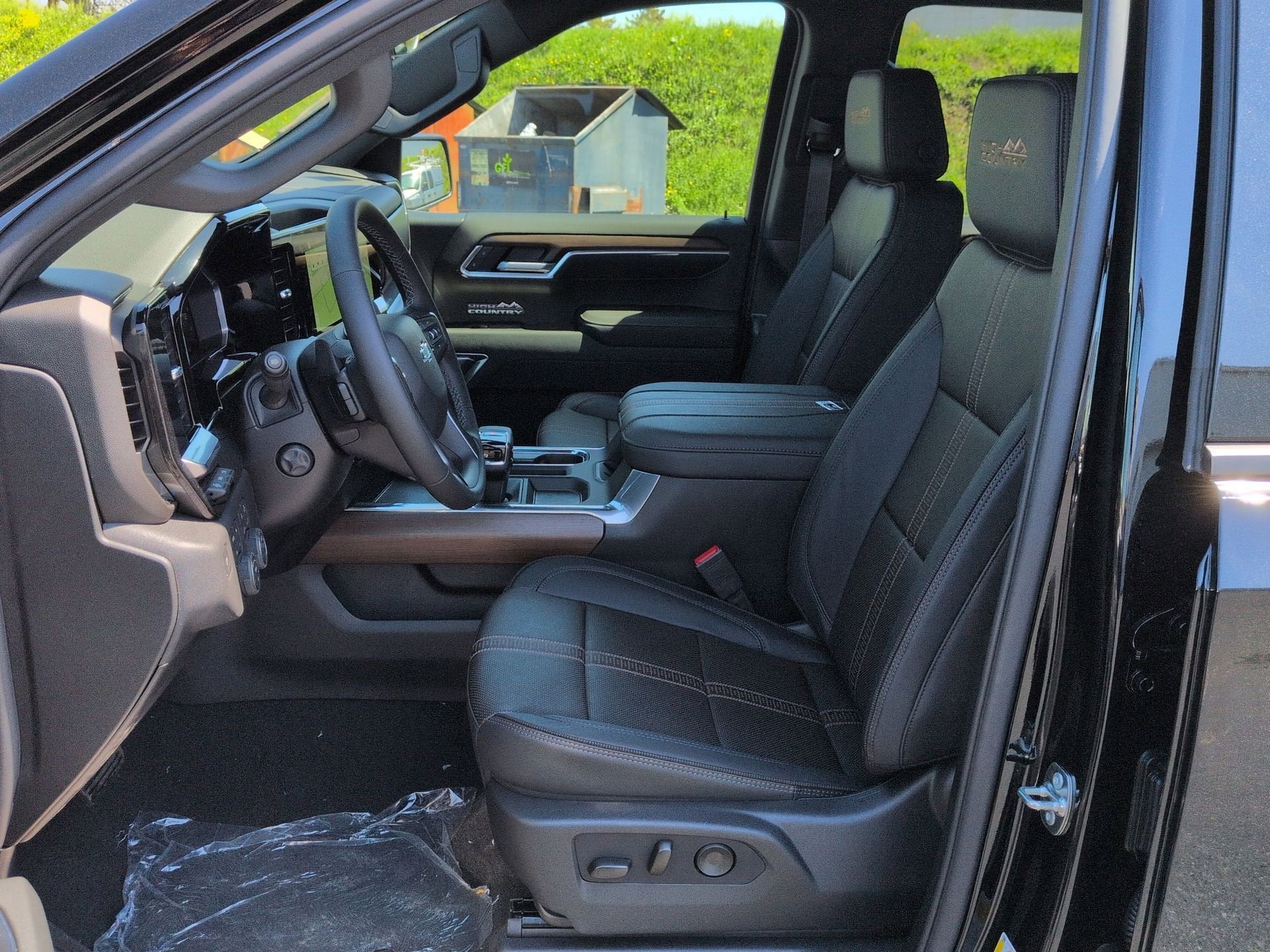 2026 Chevrolet Silverado 1500 High Country Crew Cab Short Box 4WD