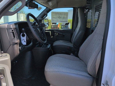 2025 Chevrolet Express Cargo WT 2500 Regular Wheelbase RWD