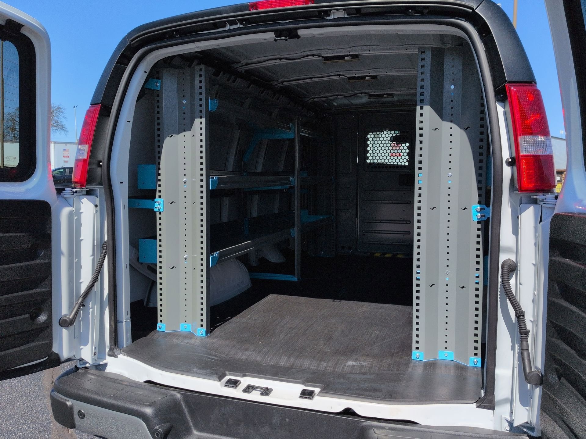 2025 Chevrolet Express Cargo WT 2500 Regular Wheelbase RWD