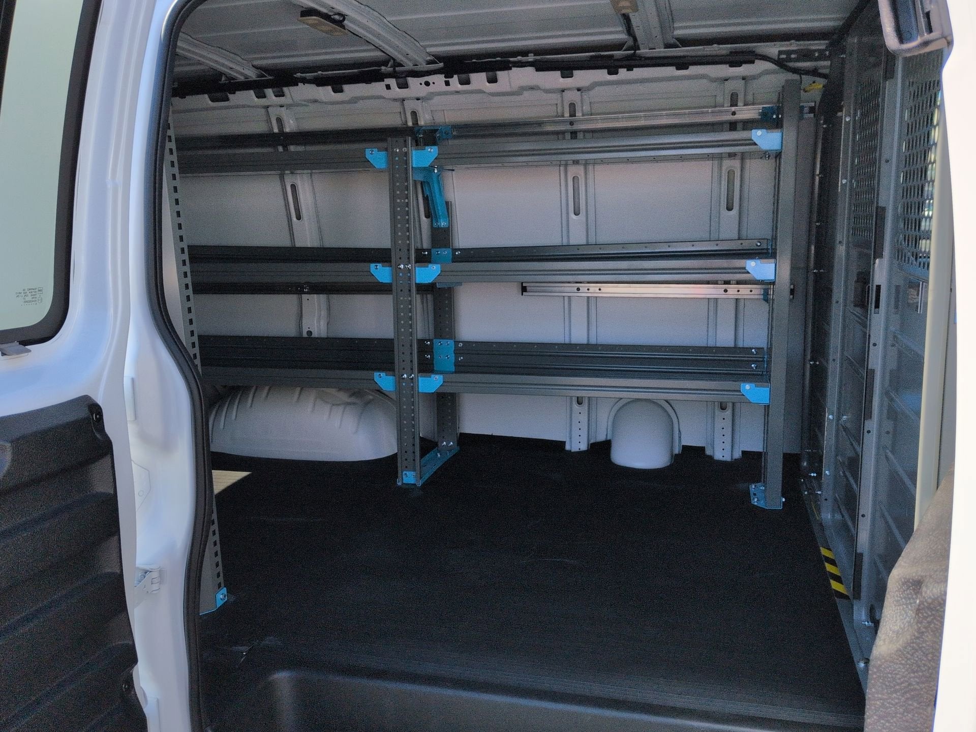 2025 Chevrolet Express Cargo WT 2500 Regular Wheelbase RWD