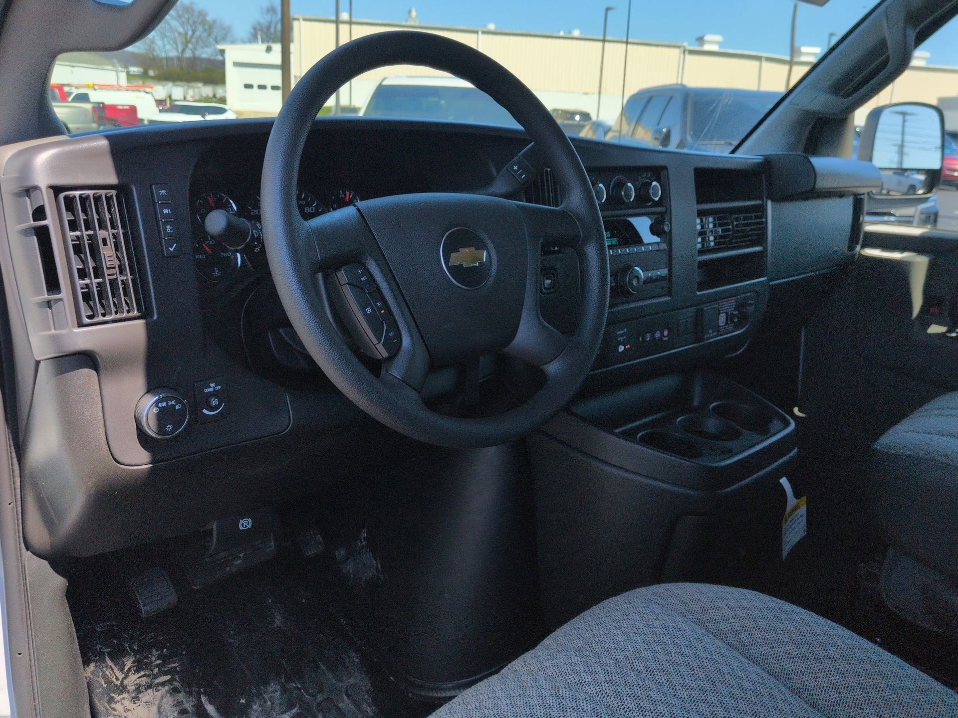 2025 Chevrolet Express Cargo WT 2500 Regular Wheelbase RWD