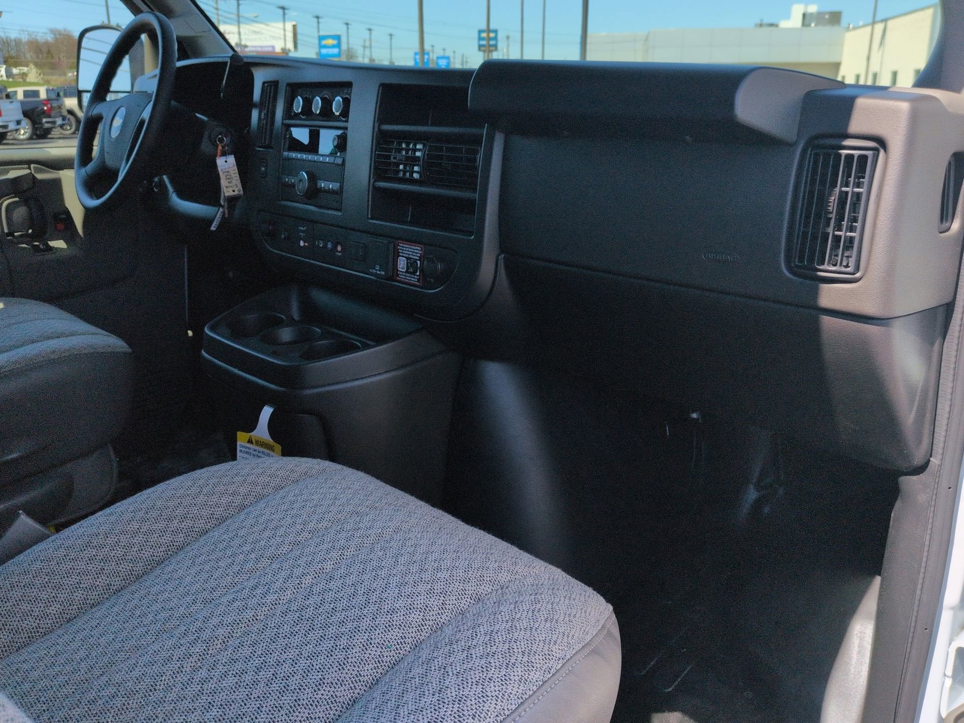 2025 Chevrolet Express Cargo WT 2500 Regular Wheelbase RWD