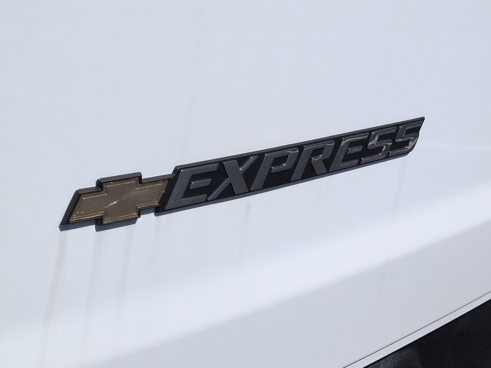 2025 Chevrolet Express Cargo WT 2500 Regular Wheelbase RWD