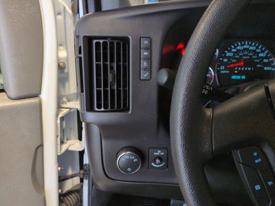 2024 Chevrolet Express Cargo 2500 WT