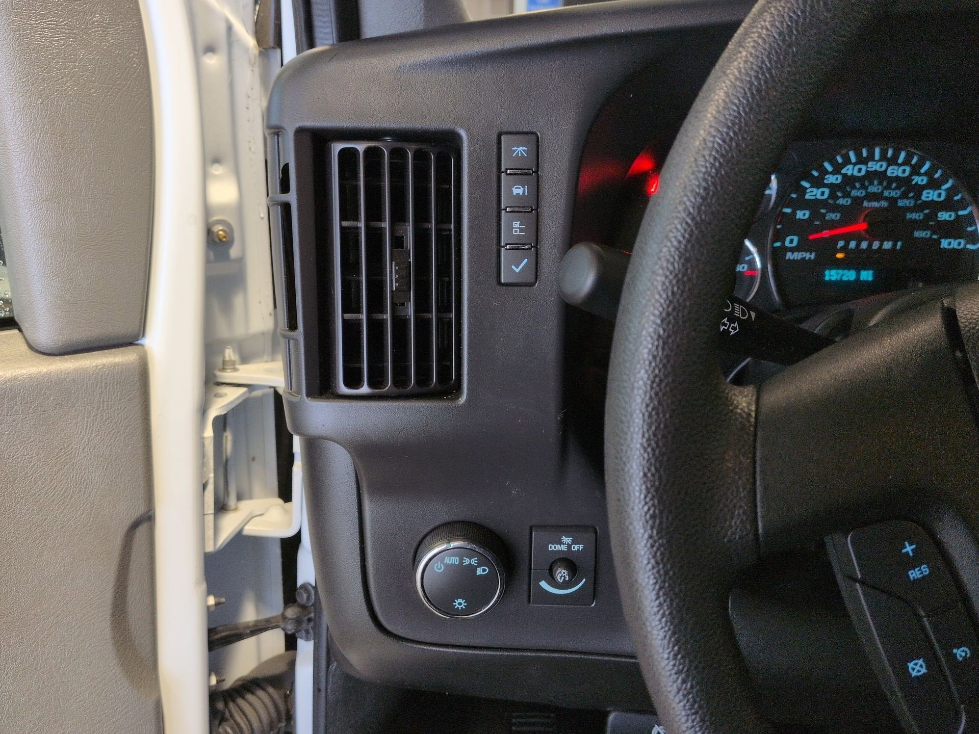2024 Chevrolet Express Cargo 2500 WT