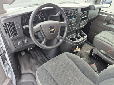 2025 Chevrolet Express Cargo WT