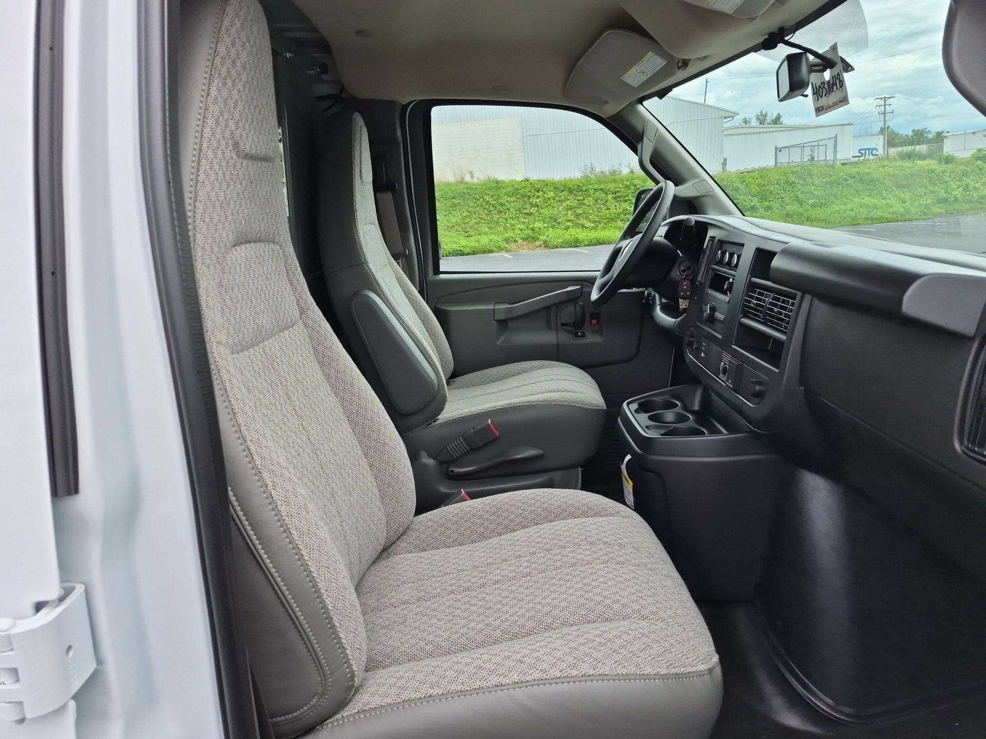 2026 Chevrolet Express Cargo WT 2500 Regular Wheelbase RWD