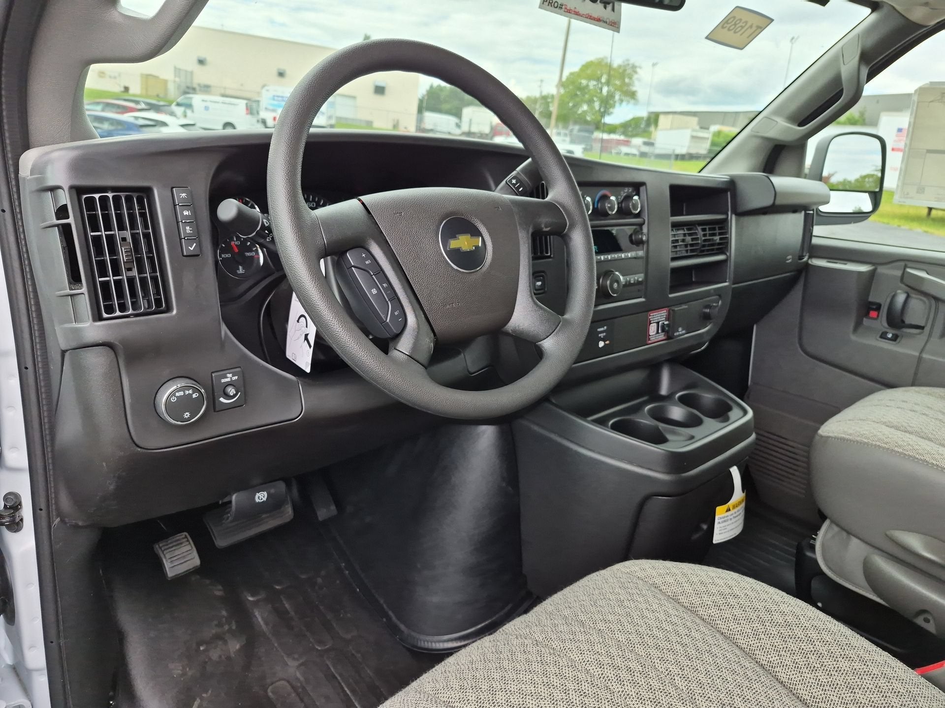 2026 Chevrolet Express Cargo WT 2500 Regular Wheelbase RWD
