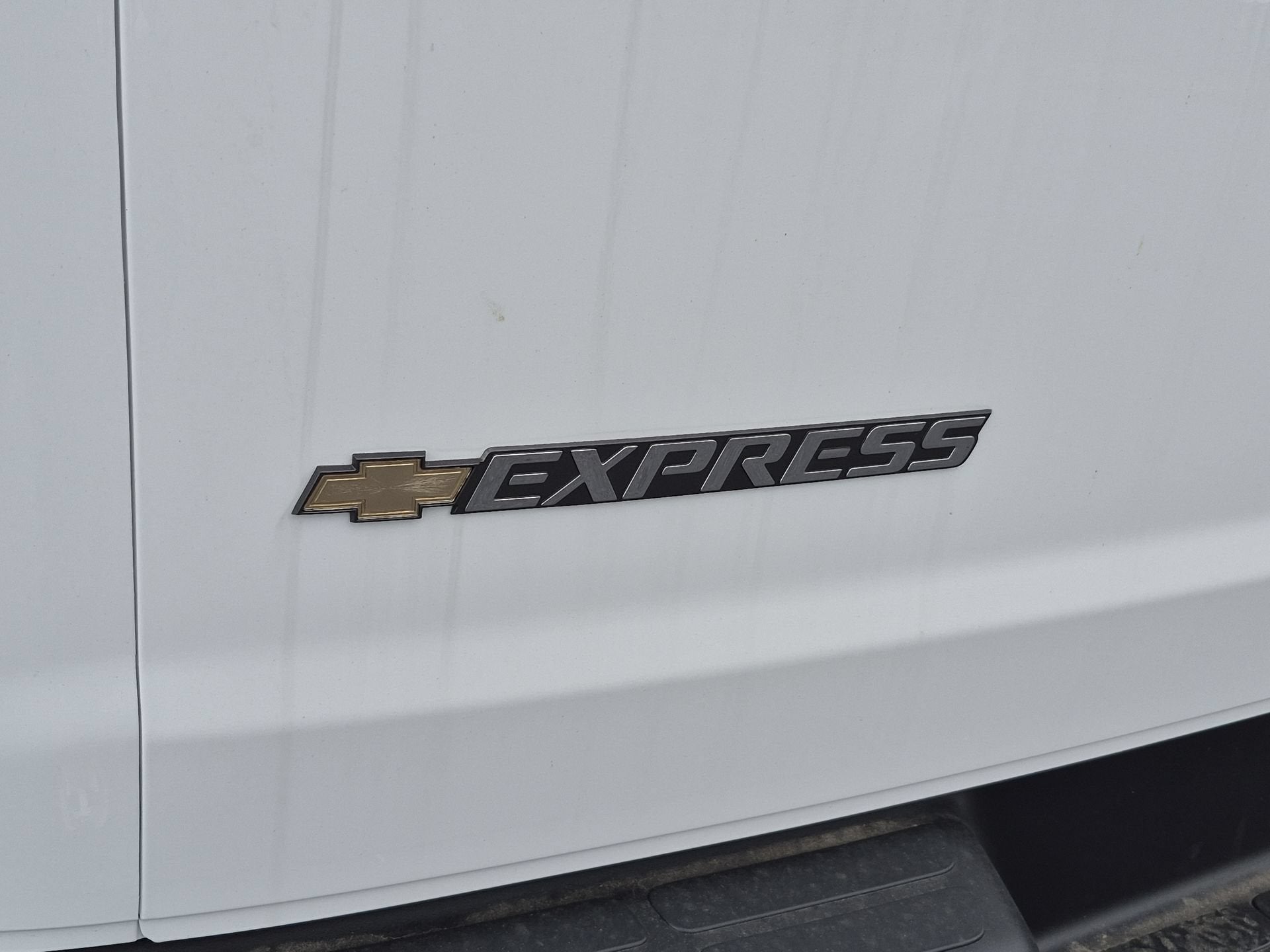 2026 Chevrolet Express Cargo WT 2500 Regular Wheelbase RWD