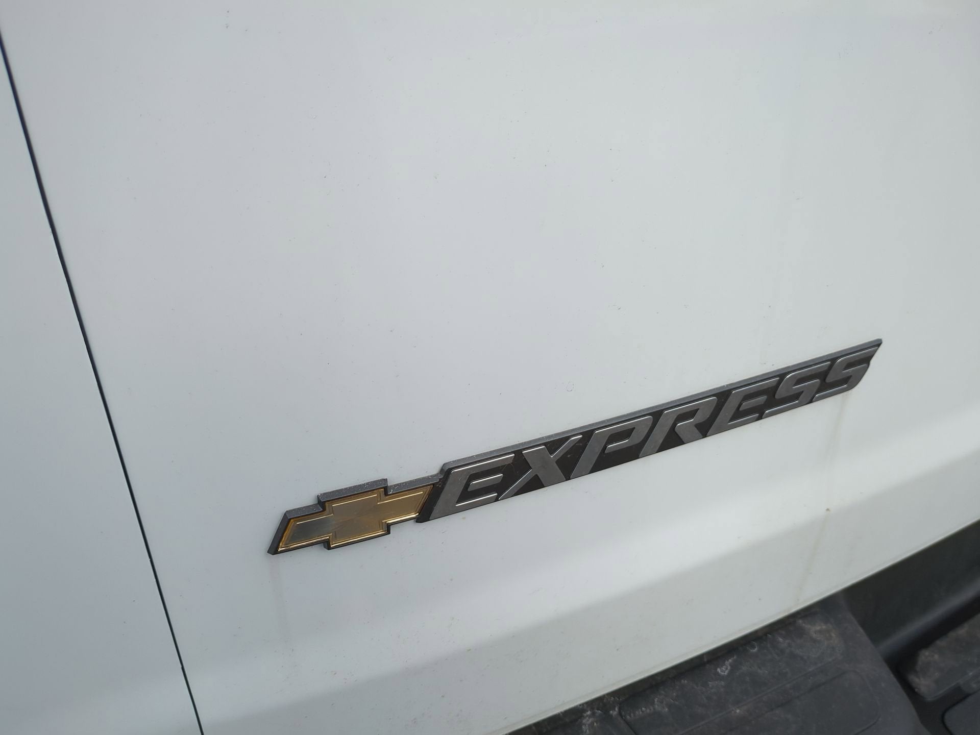 2024 Chevrolet Express Cargo 3500 WT Extended Wheelbase RWD