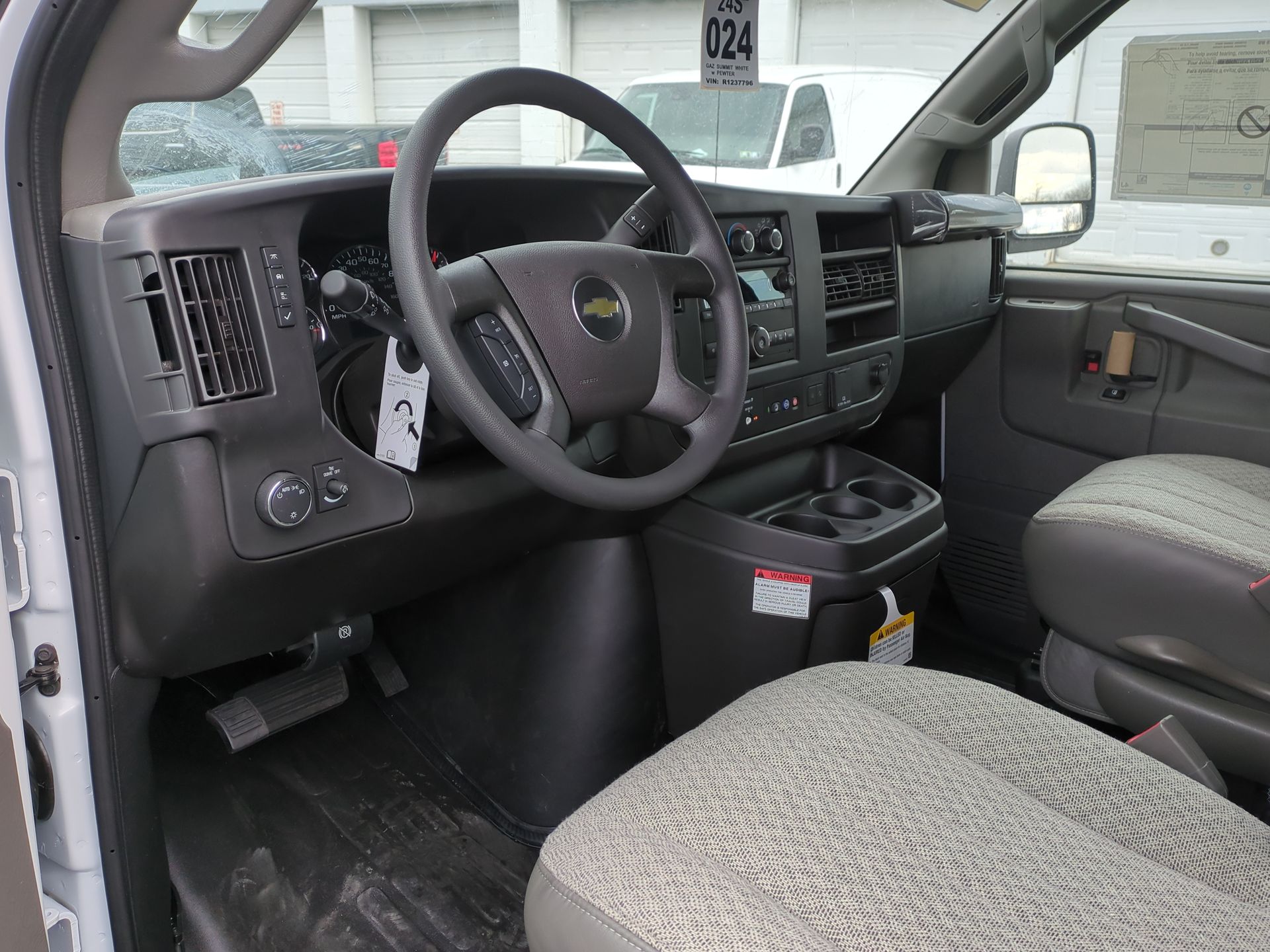 2024 Chevrolet Express Cargo 3500 WT Extended Wheelbase RWD