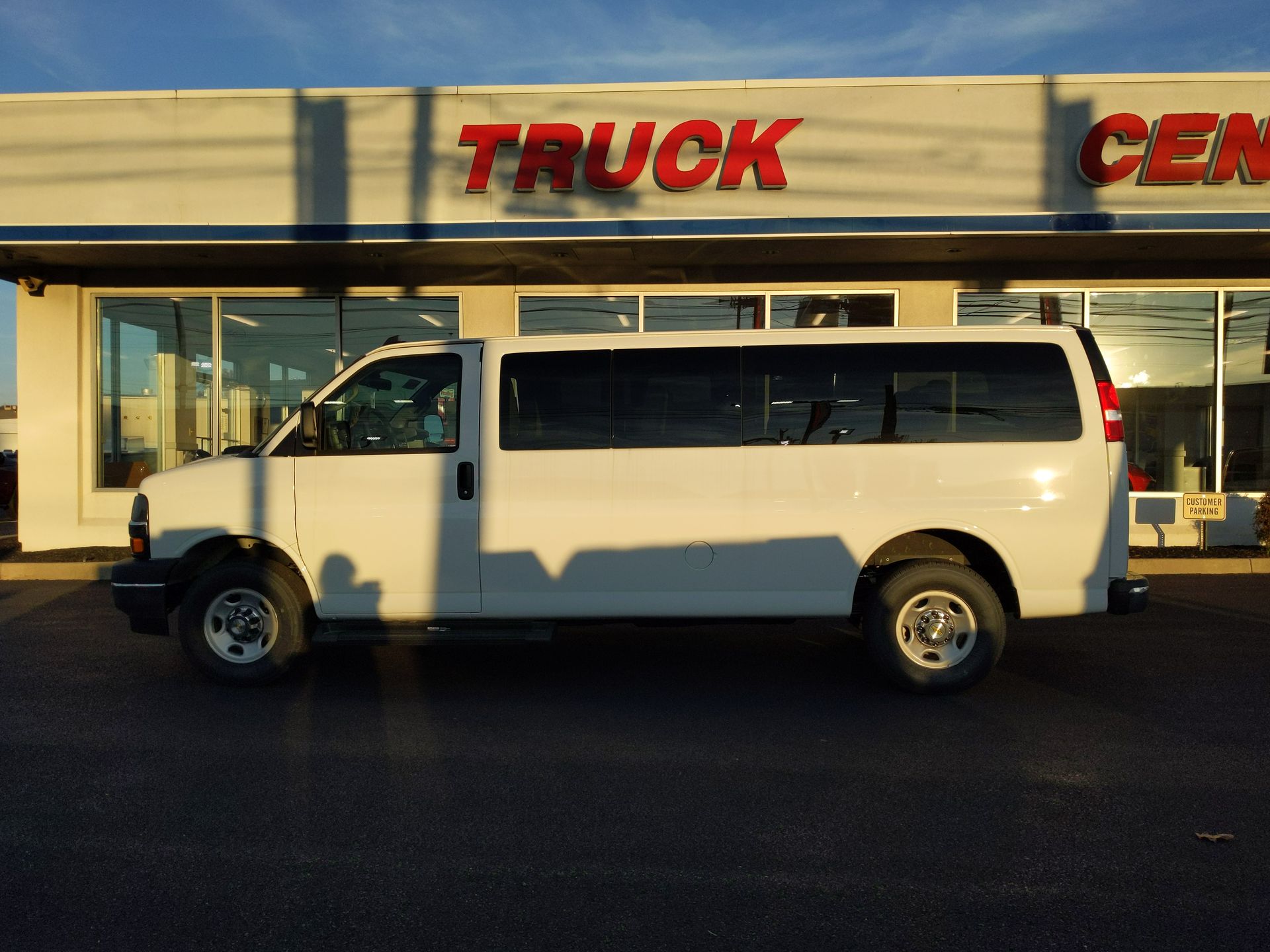 2024 Chevrolet Express Cargo 3500 WT Extended Wheelbase RWD