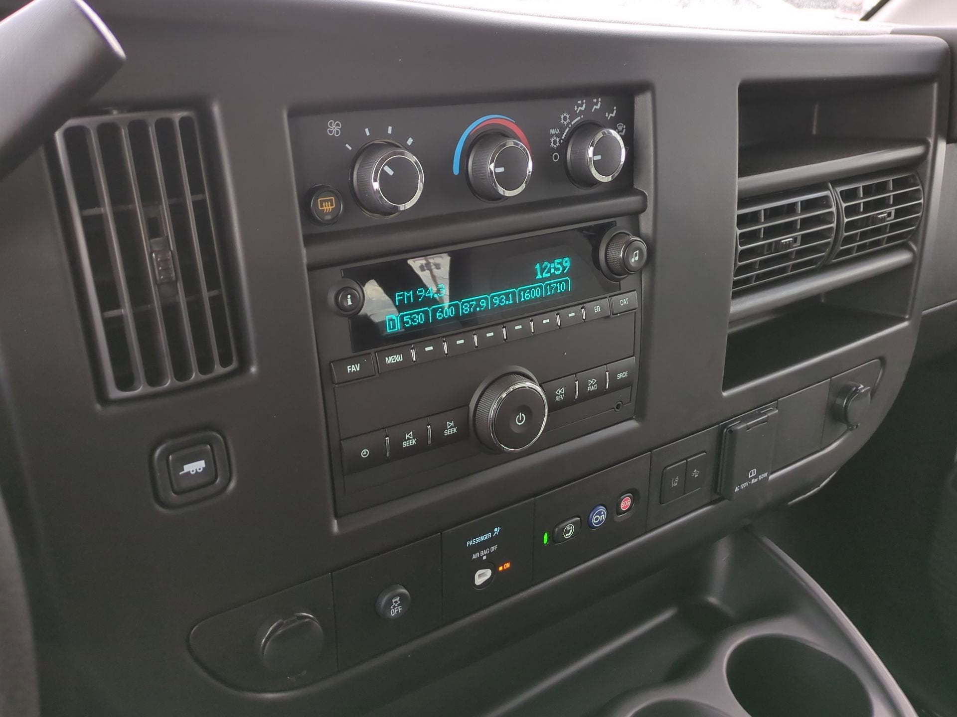 2024 Chevrolet Express Cargo 3500 WT Extended Wheelbase RWD