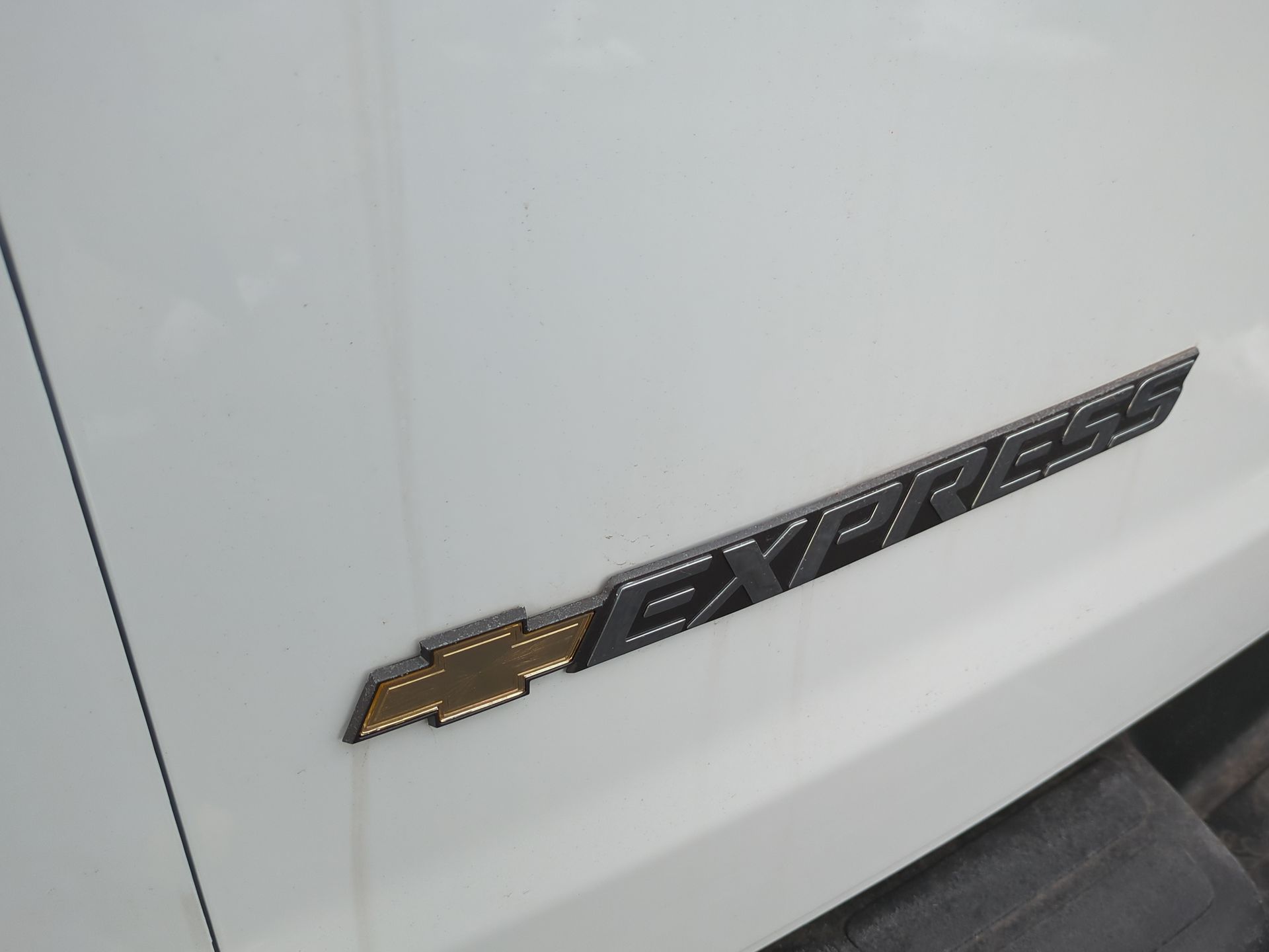 2024 Chevrolet Express Cargo 3500 WT Extended Wheelbase RWD