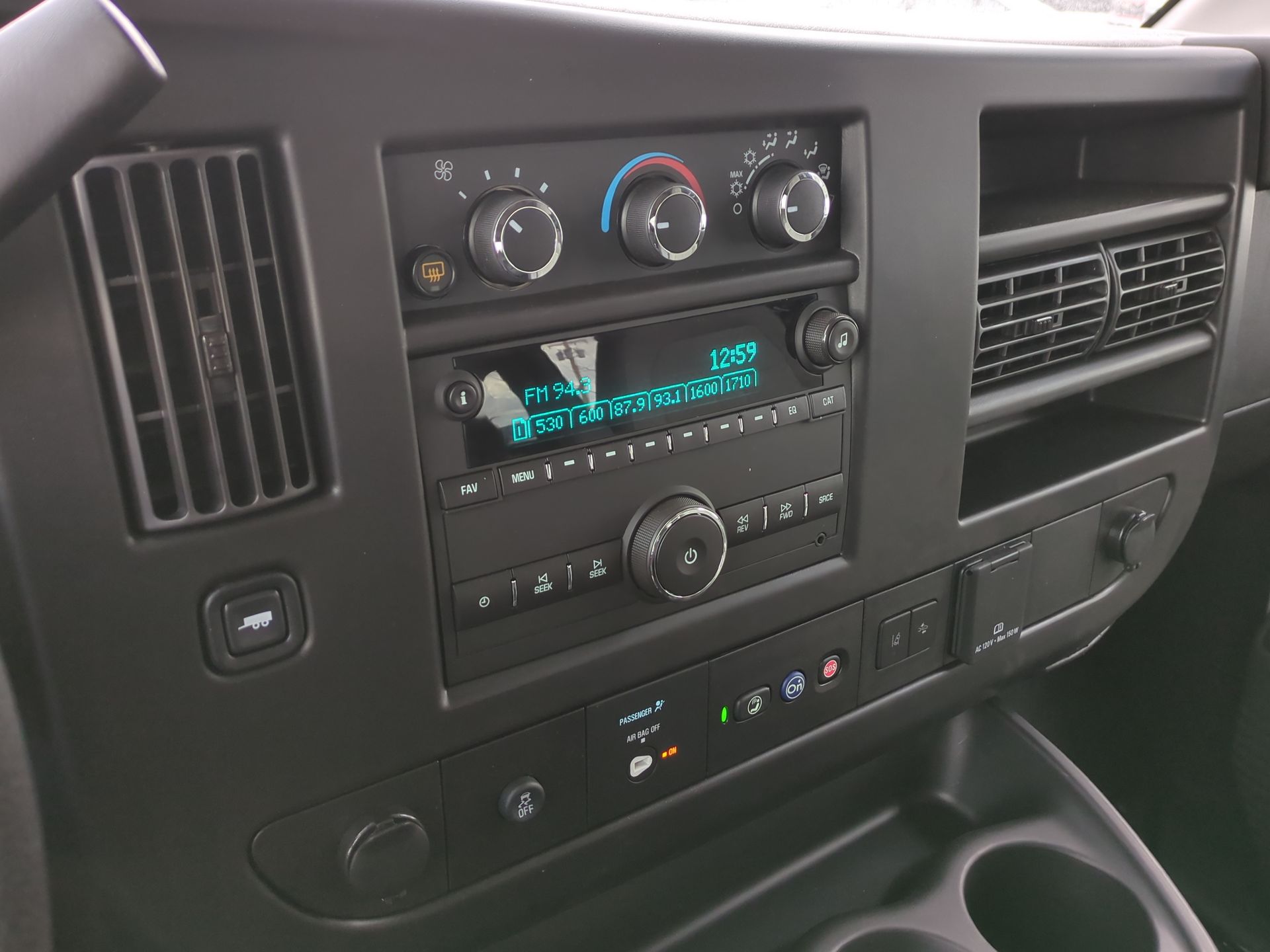 2024 Chevrolet Express Cargo 3500 WT Extended Wheelbase RWD