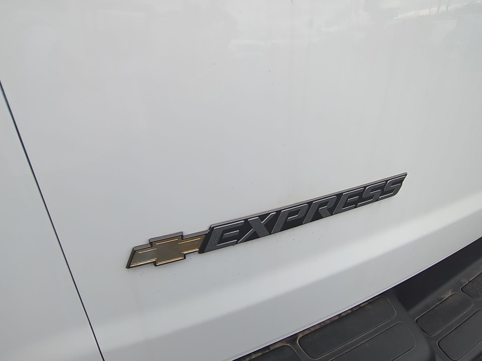 2024 Chevrolet Express Cargo 3500 WT Extended Wheelbase RWD