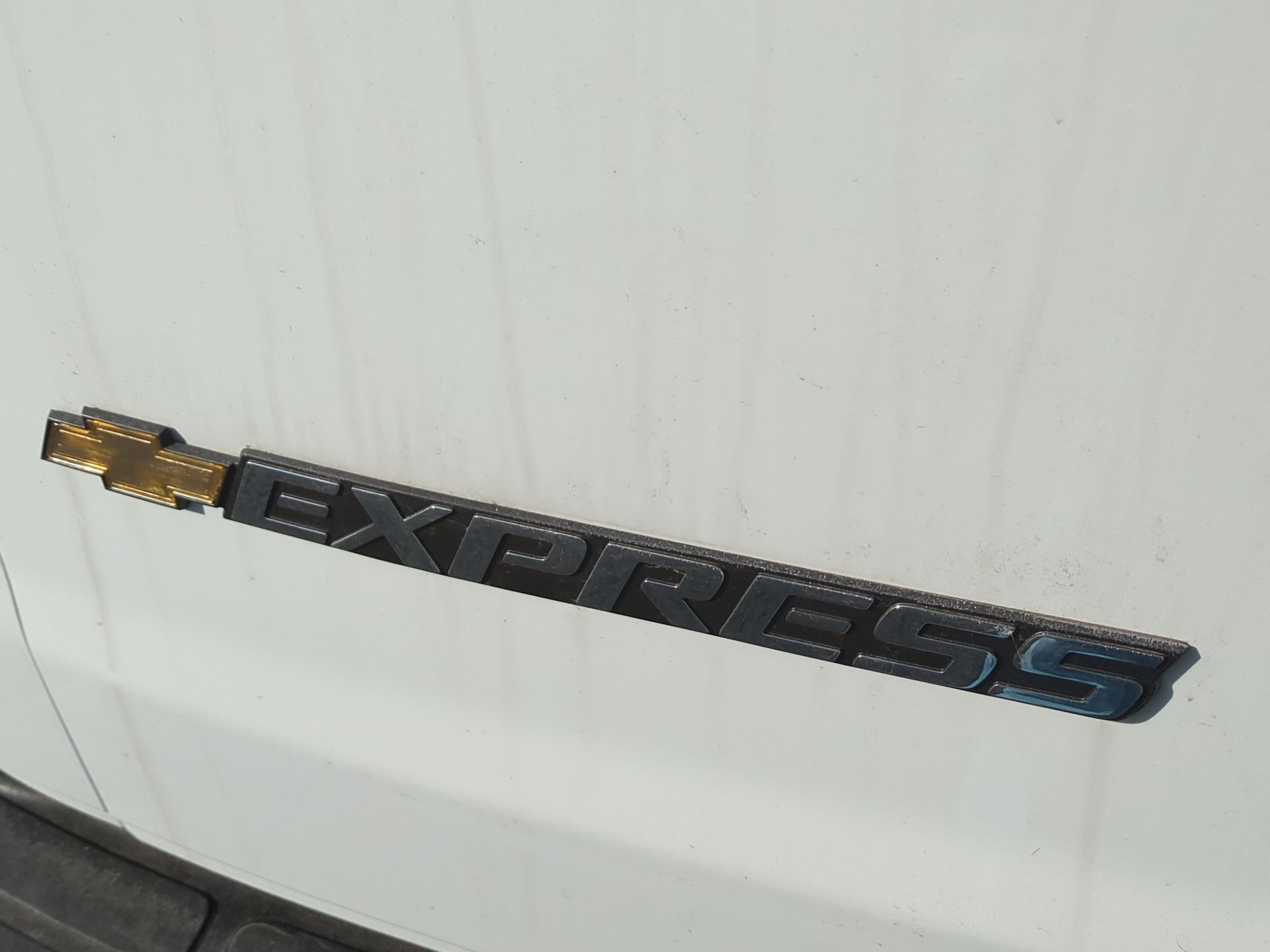 2024 Chevrolet Express Cargo 3500 WT Extended Wheelbase RWD