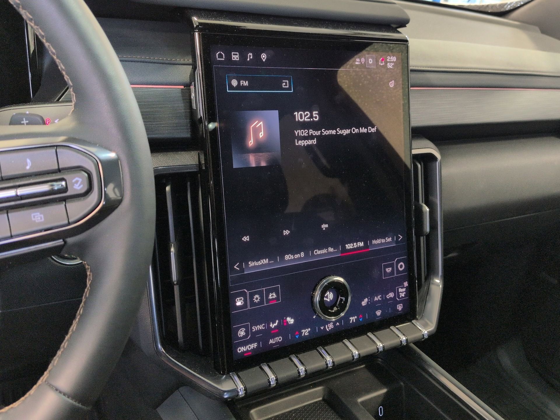2025 GMC Acadia AT4