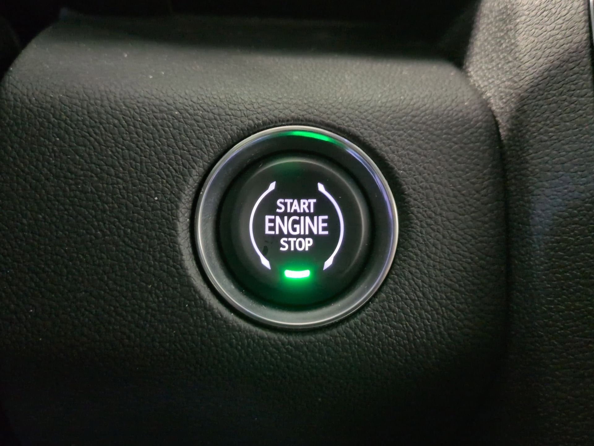 2025 GMC Acadia AT4