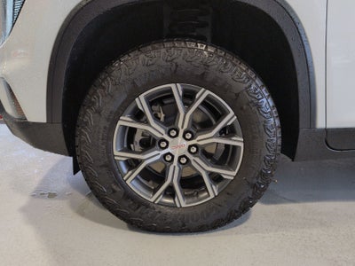 2025 GMC Acadia AT4