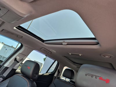 2022 GMC Acadia AT4